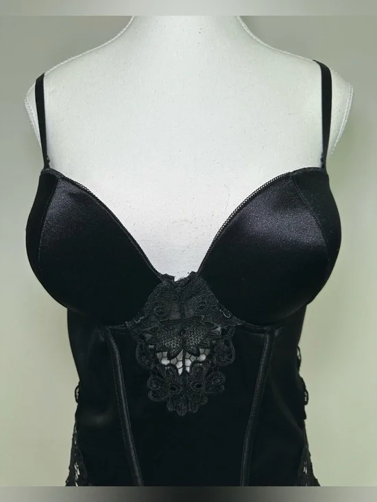 Seven ’Til Midnight Black Satin Lace Bustier Corset Top Sexy Goth Romantic 1X/2X - Picture 5 of 14
